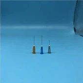Jednokratna plastična medicinska štrcaljka s iglom
